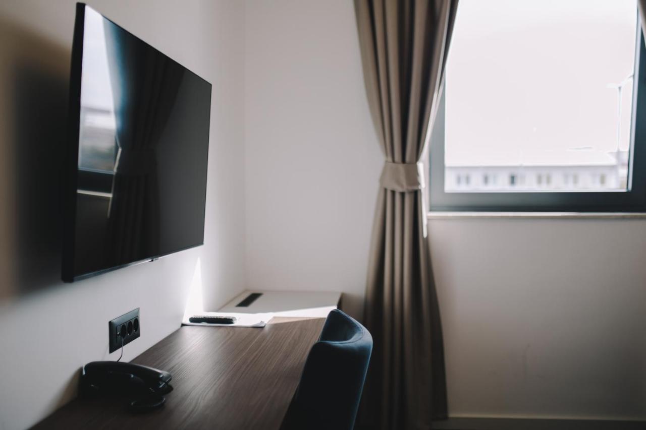 Hotel Batuda Split Bagian luar foto